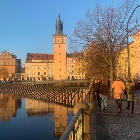 Appartamento Anenská By Charles Bridge *