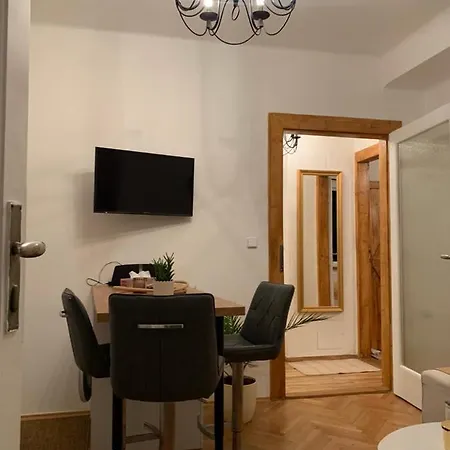 דירה Anenska By Charles Bridge 1